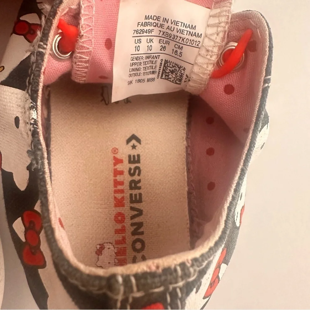 Rare Converse Hello Kitty Chuck Taylor Toddler Black Low Top Sneakers Size 10